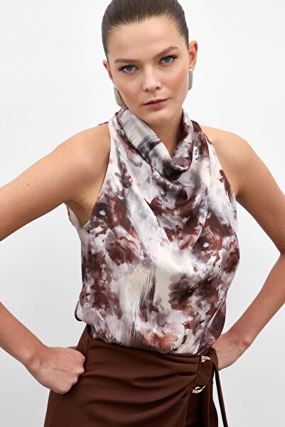Sateen Drapeli Halter Neck Patterned Blouse - Brown