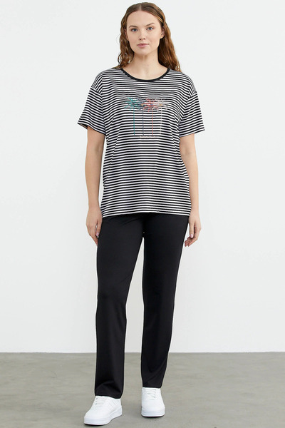 Sementa Zero Collar Embroidery Detailed Striped Set 76324