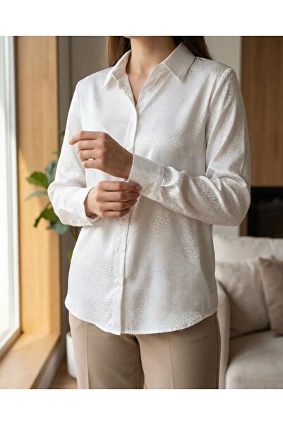 Suem Butik Desenli Beyaz Saten Gömlek