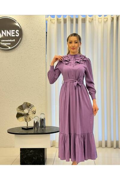 Cannes فستان نسائي من Eya باللون الفوشيا مع ياقة مزينة بالكشكشة وحزام باللون ...