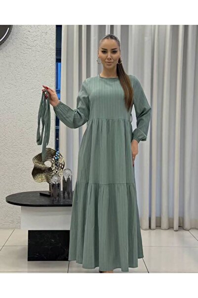 Cannes فستان نيلا نسائي أبيض بحزام خصر أخضر طويل