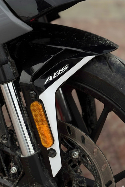 Banxtre ملصق تفصيلي لجانب واقي الطين (يمين ويسار) لـ CFMOTO 250SR