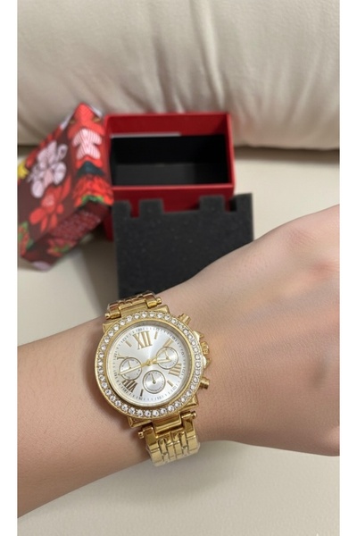 T-GOER ساعة يد نسائية مرصعة بالأحجار مع سوار معدني