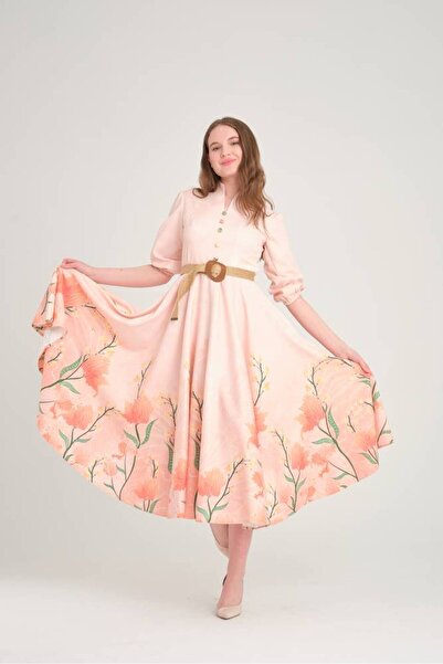 Stylish Elegant apricot dress with floral edges
