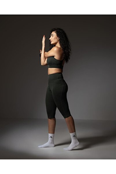 Northfulls Women's Seamless Sports Bra, Square Neck Crop Top, Medium Ribbed B...