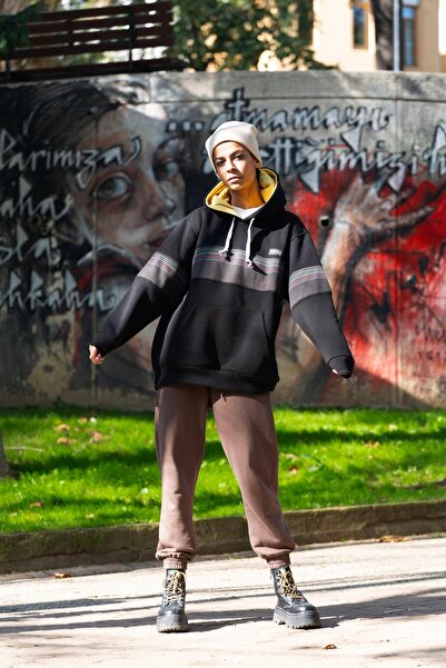 Nani | Siyah Rengi, Renkli Çizgili Kumaş Oversize Unisex Sweatshirt(