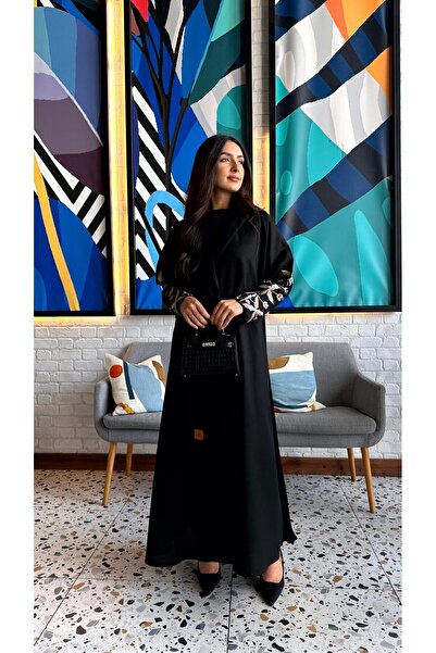 Warazan عباية العيد مطرزة بألوان زاهية