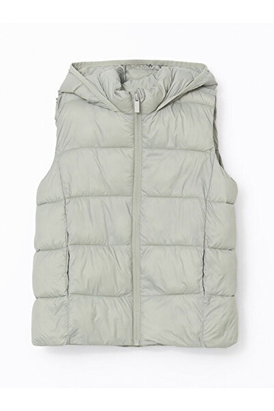 LC Waikiki Freezen Store'dan Essential Ürünler I Kapüşonlu Kız Çocuk Şişme Yelek