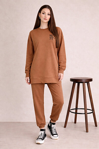 Markazzi Women's Crew Neck Printed Oversize Top and Bottom Tracksuit Set