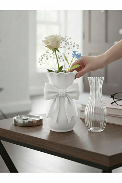 esa gaming Beyaz Dekoratif Vazo Kurdele Detaylı – Modern Ev Aksesuarı