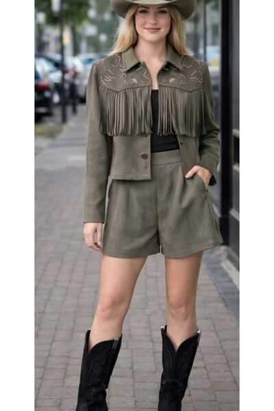 Minası Butik PÜSKÜLLÜ NAKIŞLI GÜDERİ CEKET