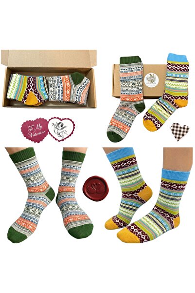 MODA 14 Şubat’a özel etnik desenli sevgili çorapları
