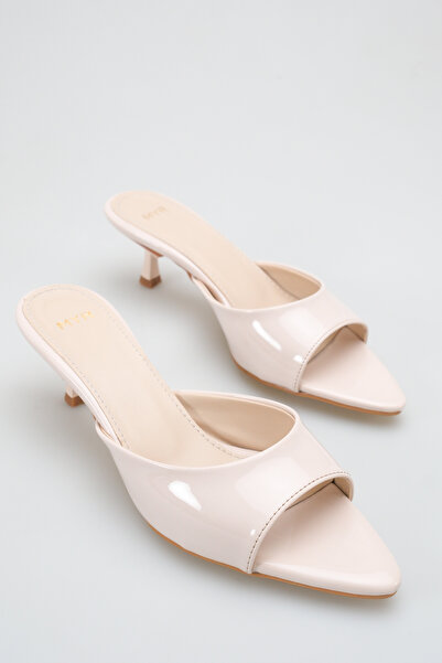meyra'nın ayakkabıları Women's Pointed Toe Heeled Sandals in Patent Leather