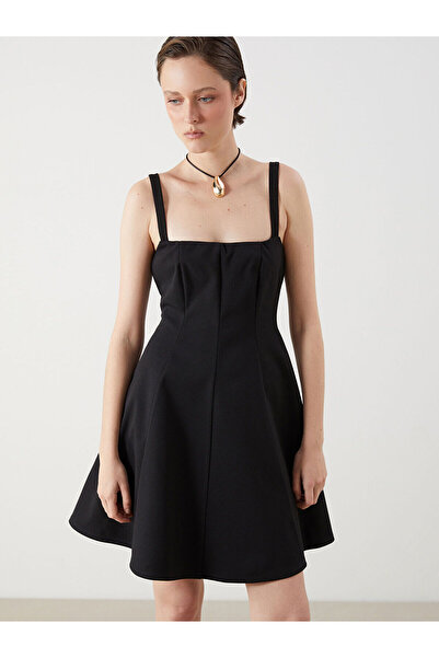 LC Waikiki Mini rochie LCW Vision neagră cu decolteu pătrat bretele și talie