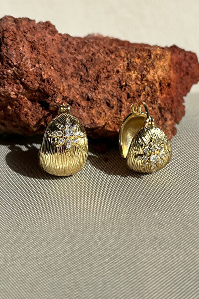 DİAVENTA TAKI VE AKSESUAR Xuping Tasarım Kutup Yıldızı Küpe 14k Gold Renginde...