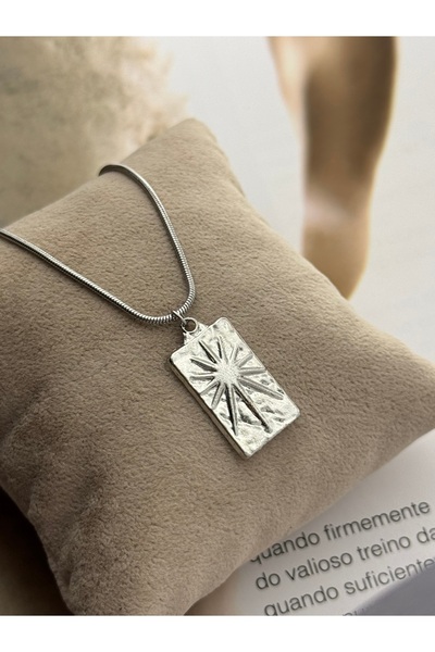 roshel قلادة من الفولاذ المقاوم للصدأ باللون الفضي للنساء سلسلة على شكل ثعبان...