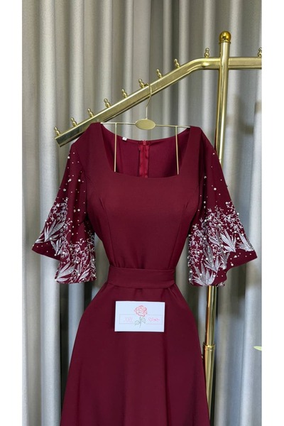 GORI FASHION Midi dress with computer embroidery, sequins, and pearls