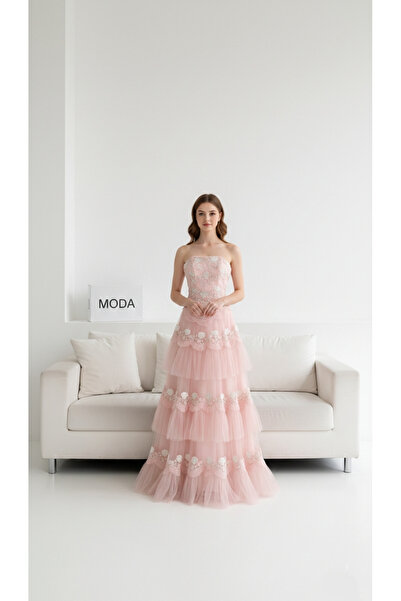 MODA Pink evening dress with layers of embroidered tulle