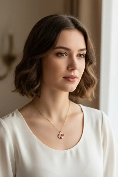 Clariss Çelik Zincir Gold Renk Çiçekli Kedili Model Kadın Kolye