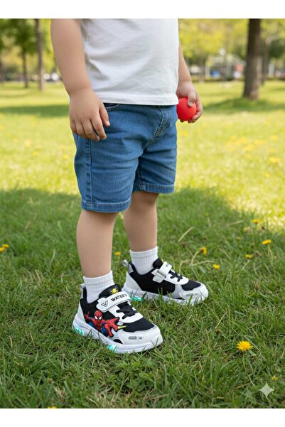 Akm Life Çocuk karakterli nefes alabilen ışıklı ortopedik taban spor ayakkabısı