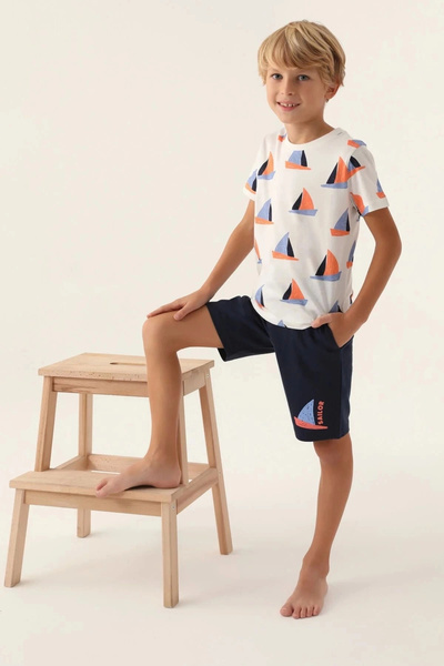 Rolypoly Boy's White Bermuda Suit