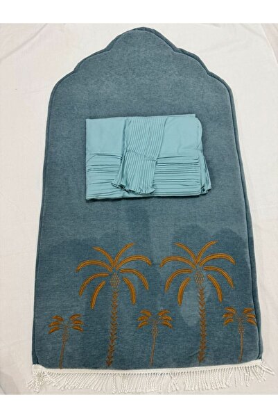 Greenko A luxurious royal carpet set with traditional Abu Nakhla embroidery (...