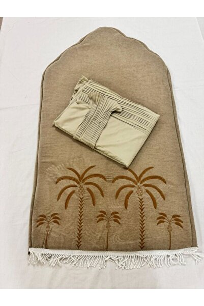 Greenko A luxurious royal carpet set with traditional Abu Nakhla embroidery (...