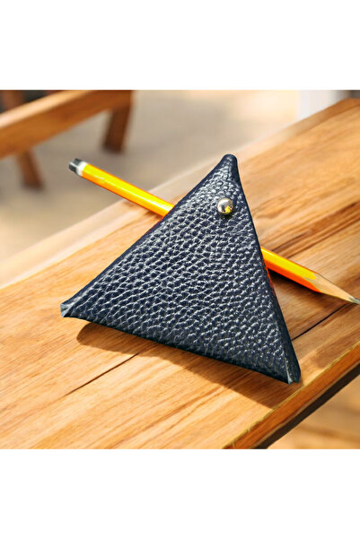 valentina victoria Genuine Leather Triangle-Shaped Coin Holder, Wired Headpho...