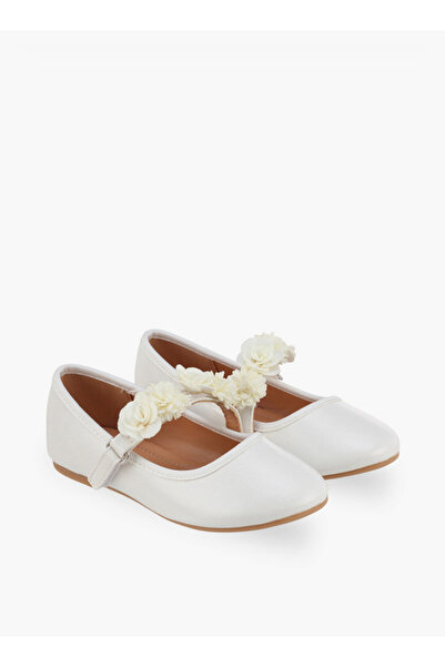 Flora Bella by Shoexpress Girls Floral Embellished Hook & Loop Ballerina Shoes