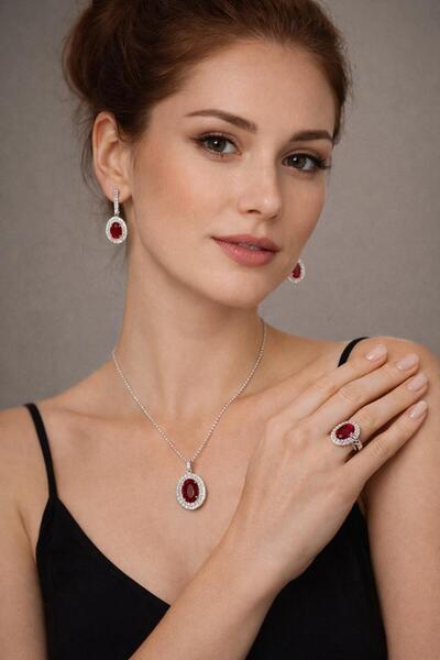 Çeram Çelik Kırmızı Taşlı Oval Kolye Küpe Yüzük Gümüş Renkli Zirkon 3 lü Takı...