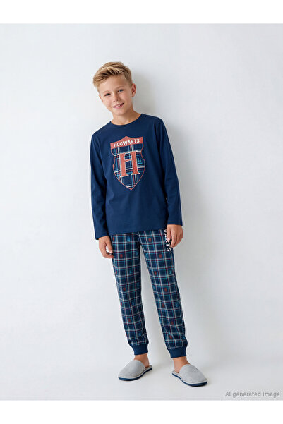 LC Waikiki RMZ GİYİM FARKIYLA طقم بيجامة للأولاد مطبوع عليه هاري بوتر