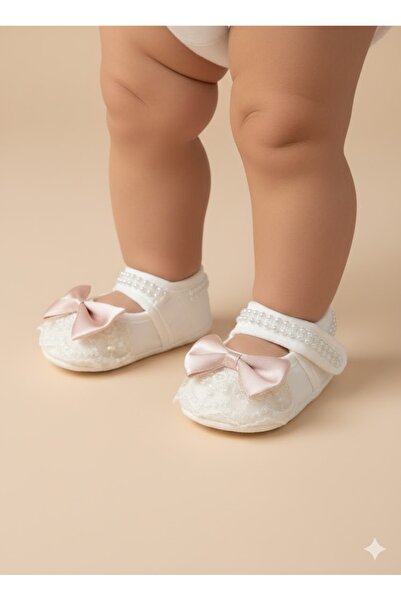 PARK BEBE Baby Girl Booties with Pearls and Decorations, Size 16-17, 0-6 Mont...