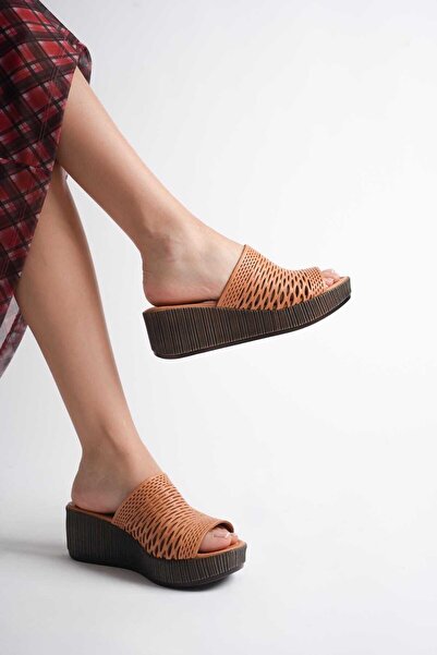 AYAKKABİSEPETİ GENUINE LEATHER WOMEN'S SLIPPERS