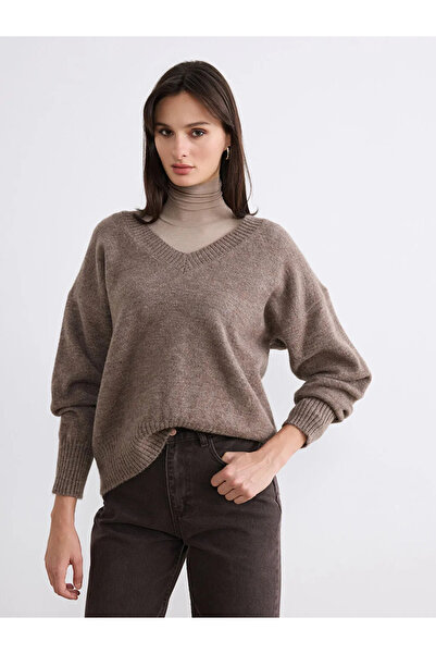 LC Waikiki Beige V-Neck Oversized Women's Knitwear Sweater