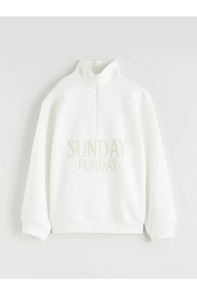 LC Waikiki Hanorac gros pentru fete, cu guler înalt, de culoare ecru