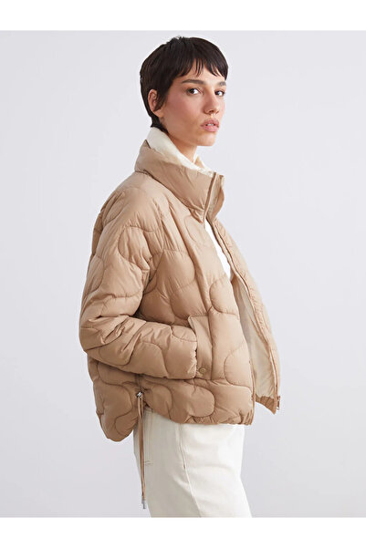LC Waikiki Beige Stand Collar Self-Patterned Women's Puffer Jacket