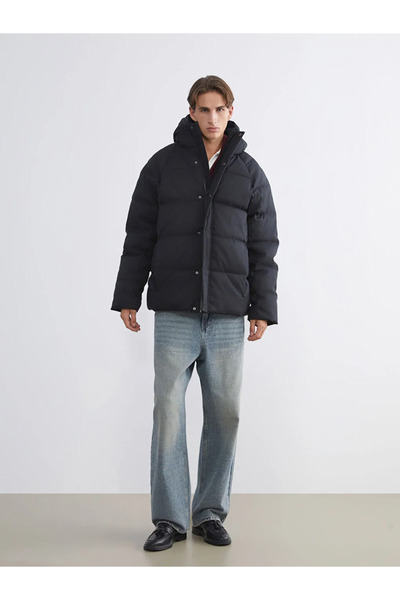 LC Waikiki Black Comfortable Fit Hooded Men's Puffer Jacket