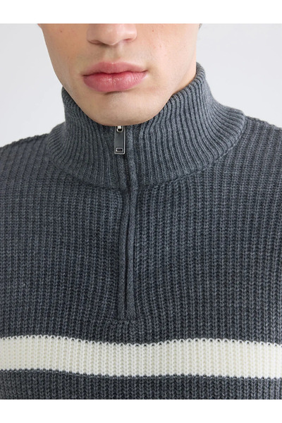 LC Waikiki Pulover tricotat pentru bărbați, antracit, cu fermoar, cu guler ri...