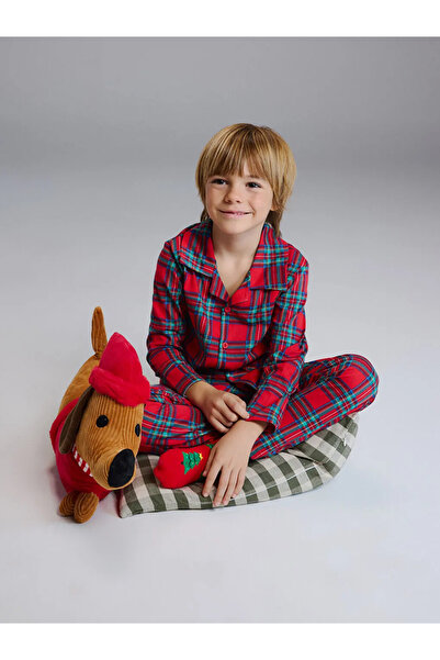 LC Waikiki Set de pijamale pentru băiat cu guler cămașă roșie în carouri