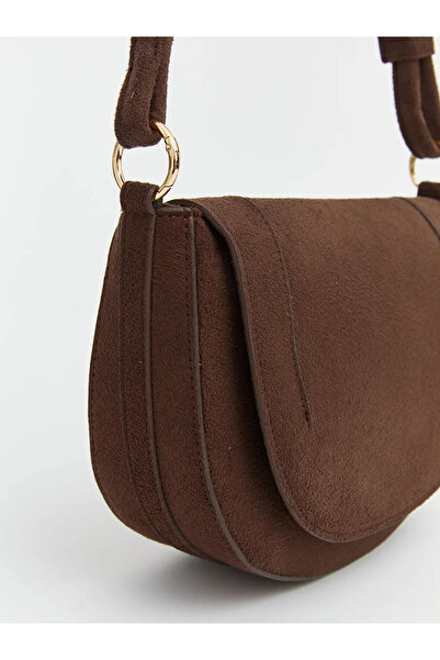 LC Waikiki Γυναικεία τσάντα ώμου σε καφέ σουέντ εμφάνιση