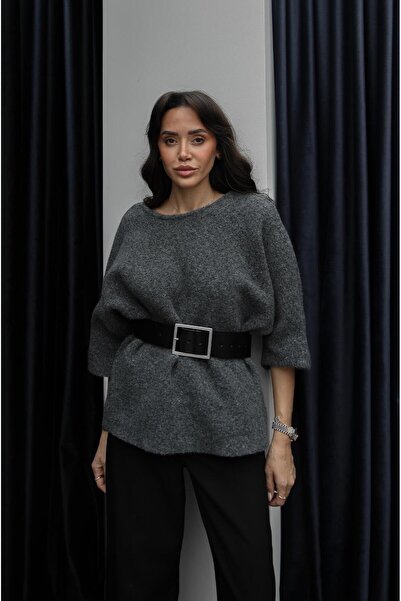 Havoş Pulover gri cu detaliu din dantelă la spate