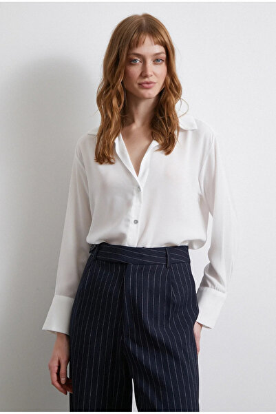 BE CHİC Women's V-Neck Loose Fit Premium Fabric Plain Basic Stylish Satin Shi...