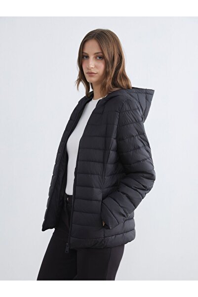 LC Waikiki Hooded Women's Puffer Coat