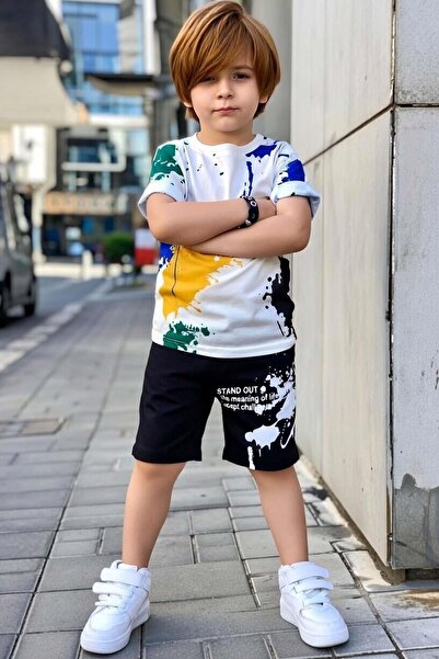 Riccotarz Erkek Çocuk Bisiklet Yaka Üzeri Renki Boya Desenli T-shirt Beli Lastikli Siyah Şortlu Takım
