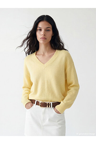 LC Waikiki Rmz Gi̇yi̇m Farkiyla V Dikim Loose Fit Women's Knitwear Sweater