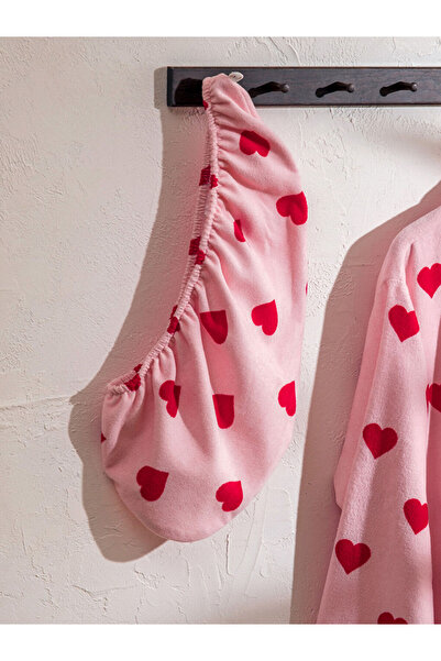 LC Waikiki RMZ GİYİM FARKIYA Γυναικείο σκουφάκι μαλλιών με υφή καρδιάς