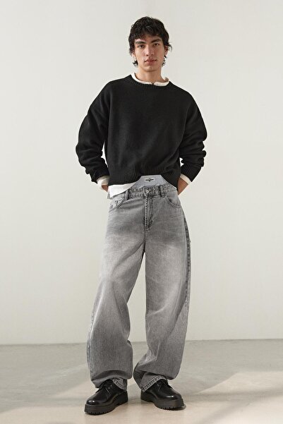 Bershka İşlemeli super baggy fit jean