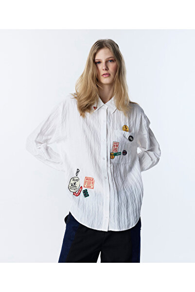 Twist KIRIŞIK EFEKTLİ VE PATCH'Lİ GÖMLEK