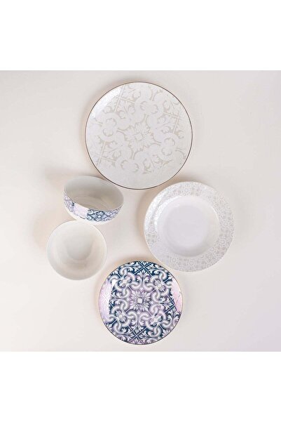 Generic La Mesa porcelain 16 pc dinner set