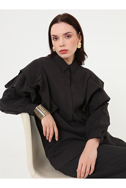 Refka Футболка з коміром-стійкою та деталями на рукавах - Чорна -